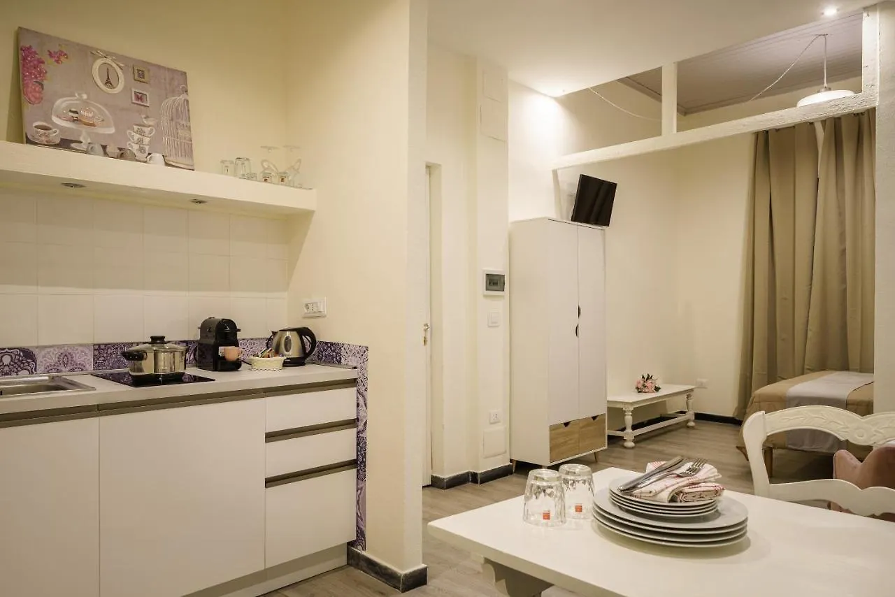 Oisife Apartments Cagliari 0*,  Italia